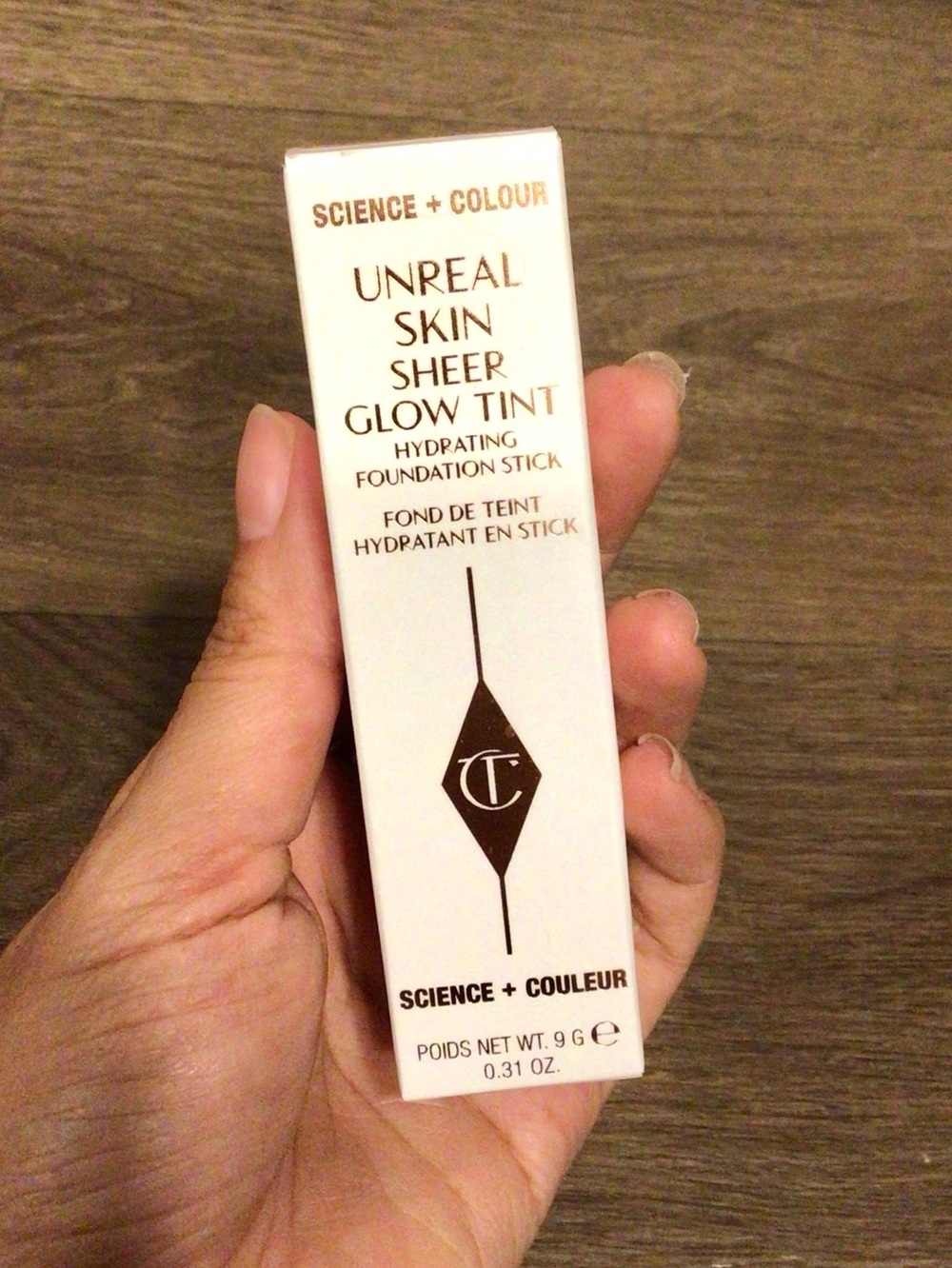 NWT Charlotte Tilbury Unreal Skin Sheer Glow Tint Foundation Stick